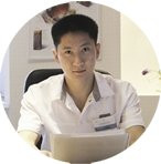 Офтальмолог Александр Игоревич Тен