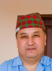 Сосудистый хирург Асхат Жунусович Бекбосынов