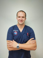 Ветеринарный хирург, ветеринарный ортопед Владимир Владимирович Деревянченко