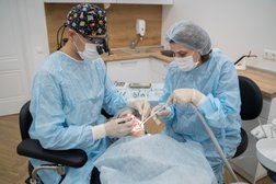 Стоматологическая клиника Мир улыбки, с рейтингом 5 - находится по адресу Ставрополь, проспект Кулакова, 5/2 