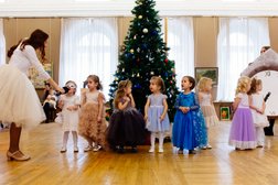 Билингвальный детский сад Easy Kindergarten, с рейтингом 4.6 - находится по адресу Иркутская область, с. Пивовариха, Звёздная улица, 5 