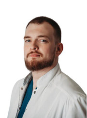 Отоларинголог Валентин Андреевич Баранов