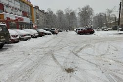 ТЦ Вишневый сад, с рейтингом 3.3 - находится по адресу Нижний Новгород, улица Чаадаева, 28 