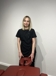 Лазеротерапевт, мануальный терапевт Алёна Якунина