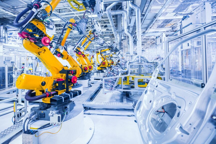 Роботизированные руки на автозаводе