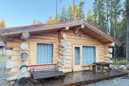 Коттеджный комплекс Карелия Медвежка, с рейтингом 4.5 - находится по адресу Республика Карелия, Медвежьегорск, улица Чкалова, 30 