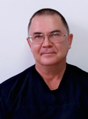 Стоматолог Владимир Владимирович Медведев