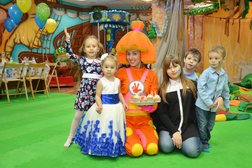 Развивающий и развлекательный центр Лингвокласс, с рейтингом 3.8 - находится по адресу Ростов-на-Дону, улица Бориса Капустина, 26 