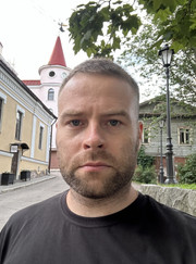 Автомеханик, шиномонтажник Денис Мацулевич