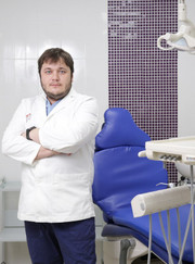 Имплантолог, стоматолог-хирург Владислав Александрович Черемисин