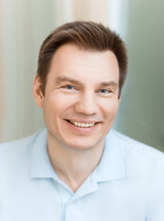 Стоматолог-ортопед, имплантолог Константин Владимирович Шматов