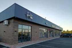 Кафе-бистро Трасса Р-217, с рейтингом 4.8 - находится по адресу Ставропольский край, Кочубеевский округ, хутор Прогресс, улица Шоссейная, 2Б 