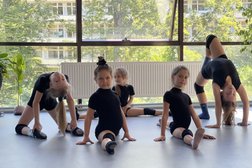 Студия танцев и фитнеса для взрослых и детей ToDay, с рейтингом 2.7 - находится по адресу Сочи, Известинская улица, 2а 