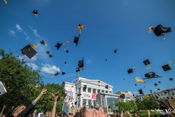 Институт фундаментального образования Уральский федеральный университет им. первого президента России Б.Н. Ельцина, с рейтингом 4 - находится по адресу Екатеринбург, улица Софьи Ковалевской, 5 