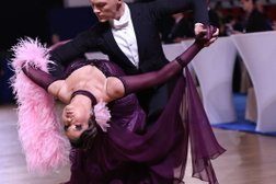 Школа танца "Данс Феерия", с рейтингом 4.5 - находится по адресу Свердловская область, 624760, улица Чкалова, 117 