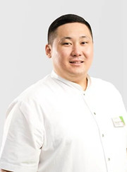 Стоматолог, ортодонт Рамазан Расилханович Каримбердиев