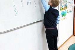 Школа иностранных языков Еврошкола, с рейтингом 5 - находится по адресу Новосибирск, улица Высоцкого, 37 