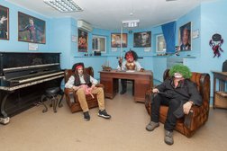 Компания по организации квестов Дом Квестов, с рейтингом 4.7 - находится по адресу Екатеринбург, улица Энгельса, 30 