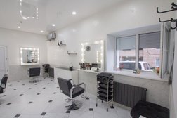 Парикмахерская Полина, с рейтингом 4.8 - находится по адресу Владивосток, Тунгусская улица, 44 