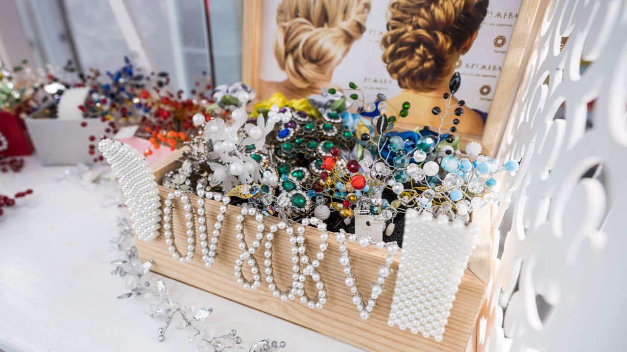 Кружева, салон красоты в ТЦ Серебряный Дом в Москве 📍 отзывы, фото ...