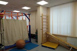 Центр КРУГОЗОР, с рейтингом 3.4 - находится по адресу Новосибирск, Линейная улица, 53 