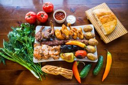 Кафе Угли и Мясо, с рейтингом 4.4 - находится по адресу Московская область, Домодедово, 1-я Коммунистическая улица, 28 