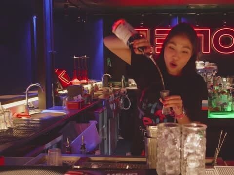 Жетілген орыс отбасы түнге ер адамды шақырды Ең үлкен письки бейнеленген порно фотосуреттері