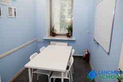 Центр подготовки к ЕГЭ и ОГЭ Lancman School, с рейтингом 3.6 - находится по адресу Московская область, Подольск, Советская площадь, 3 