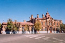 Государственное автономное профессиональное образовательное учреждение Владимирской области Высшая государственная инженерно-техническая школа (колледж) имени Д.К. Советкина, с рейтингом 4 - находится по адресу Владимир, улица Диктора Левитана, 34а 