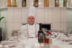 Ресторан Субботица, с рейтингом 4.6 - находится по адресу Москва, Садовая-Кудринская улица, 8-10-12 ст1 