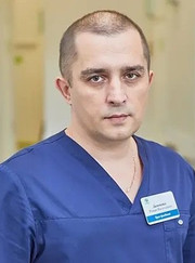 Хирург, сосудистый хирург Роман Васильевич Демченко