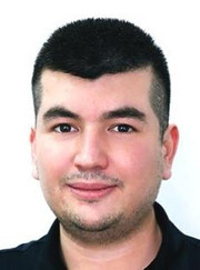 Отоларинголог Гельды Батырович Ходжакулиев
