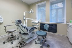 Стоматологическая клиника MD-SMILE CLINIC, с рейтингом 4.8 - находится по адресу Москва, Кастанаевская улица, 26 
