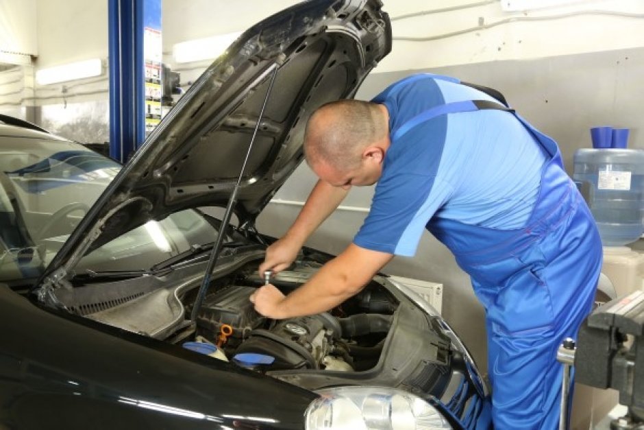 автомобильный транспорт. аэрография на солярис. машины в москве. сила машин москва. сила машин москва.