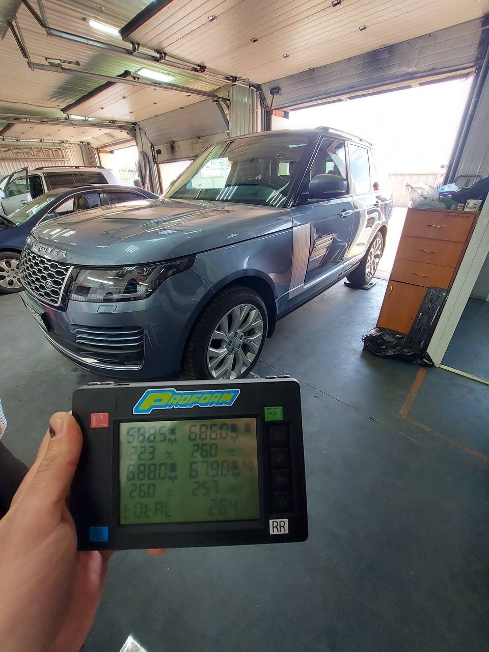 Фаворит Моторс, специализированный автосервис на Дальневосточной улице ...