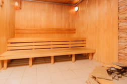 Центр восстановительной медицины и реабилитации РЖД-Медицина, с рейтингом 3.8 - находится по адресу Екатеринбург, Надеждинская улица, 9а 