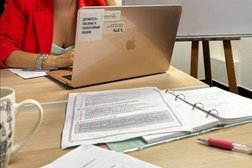 Языковой центр Family English, с рейтингом 4 - находится по адресу Сочи, Северная улица, 14а 