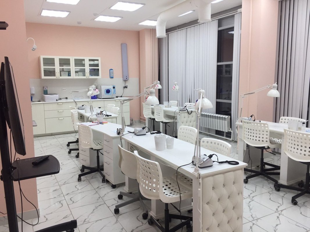 фотография Мультибрендовый магазин ногтевого сервиса Paris Nail в Митино