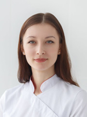 Главный врач, имплантолог Юлия Павловна Знаменская