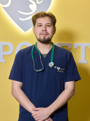 Ветеринарный врач-терапевт, ветеринарный хирург Эрик Робертович Бикбулатов