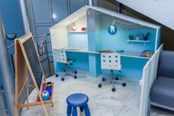 Медицинский центр Корона-дентал, с рейтингом 4.2 - находится по адресу Краснодар, улица Академика Пустовойта, 3 