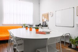 Языковая студия Элиас Alias, с рейтингом 4.9 - находится по адресу Ставрополь, улица 50 лет ВЛКСМ, 109 