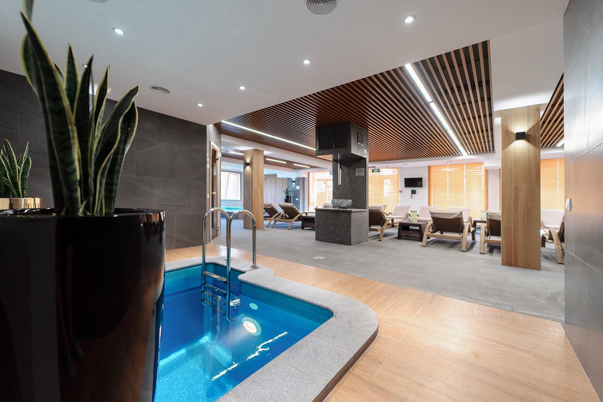 фотография Фитнес-клуба и SPA-комплекса Песочная бухта на улице Ефремова в Севастополе