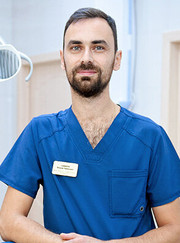 Имплантолог, челюстно-лицевой хирург Ваграм Рафикович Сафарян