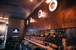 Wall Street Restaurant, с рейтингом 3.4 - находится по адресу Нур-Султан, Қабанбай батыр проспект, 60/20 