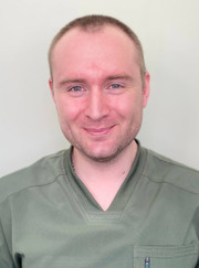 Стоматолог-ортопед, стоматолог-хирург Денис Викторович Грачев