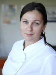 Стоматолог-хирург, пародонтолог Наталья Сергеевна Ходик