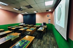 Автошкола ЯГУАР, с рейтингом 4.2 - находится по адресу Новосибирск, улица Добролюбова, 16 