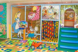 Детский клуб Алиса, с рейтингом 2.7 - находится по адресу Челябинск, Краснопольский проспект, 27/1 