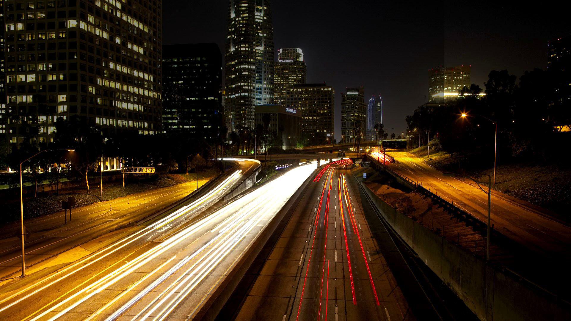 футаж город. самые красивые города мира. Synthwave город 80s. футаж город ночью. неоновый город на обложку в вк.